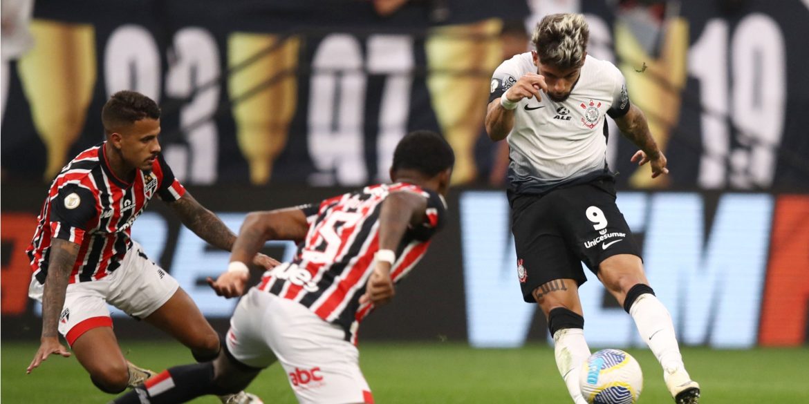 West Ham ready offer for 23 y/o ace who they agreed terms with last summer