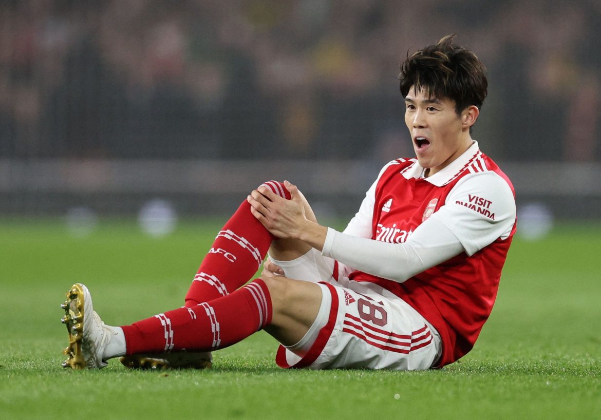 ‘Huge’, ‘All Ten Hag’s fault’ - Arsenal fans bemoan ‘massive blow’